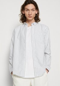 Only & Sons ONSALVARO STRIPE - Skjorter - duck green