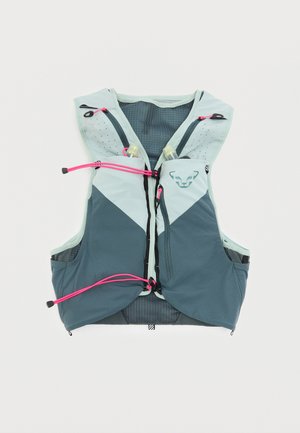 Helehall ja tumehall hüdratsioonivest roosade nööridega ja kahe nähtava veepudeliga ees taskutes, mõeldud välitegevusteks.