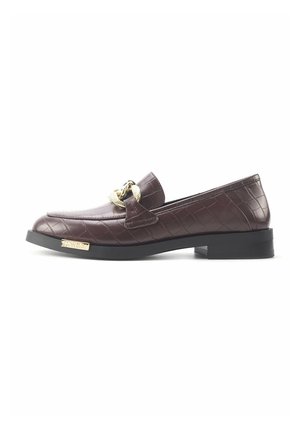 Burgundy leather loafers with a textured crocodile pattern, featuring a gold-tone hardware accent and a low, black block heel.
