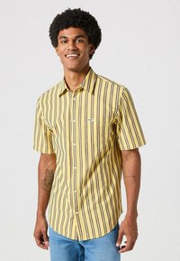 Wrangler Camisa - dusty citron