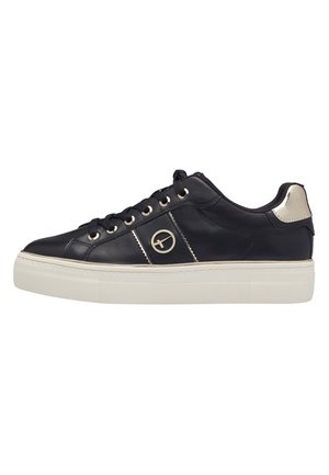 Sneakers - black