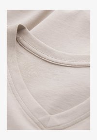 Ikke valgt, light beige