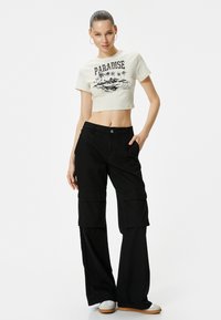 Koton CROP beżowy