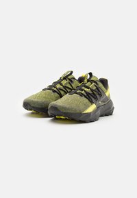 New Balance TEKTREL - Zapatillas de trail running - firefly