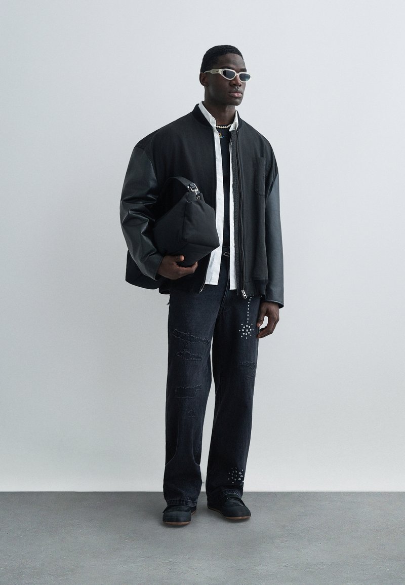 Vivienne Westwood GRACE UNISEX - Sunglasses - pearl