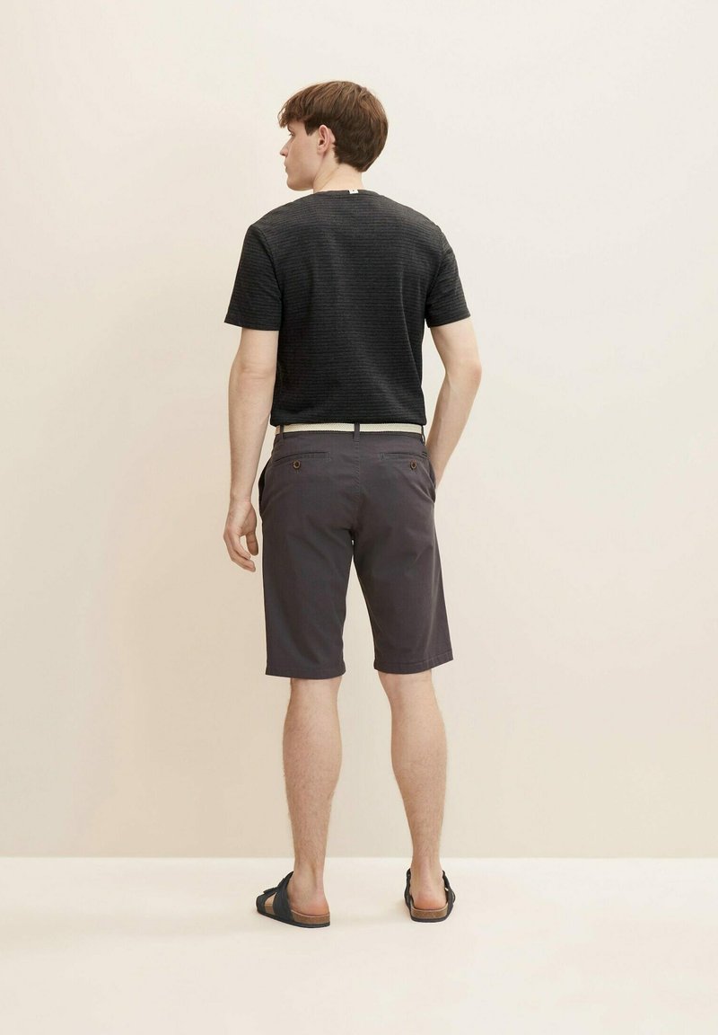 Herren Chino Shorts | TOM TAILOR Shorts tarmac grey/grau - TC44804 Herren Chino Shorts | TOM TAILOR Shorts tarmac grey/grau - TC44804