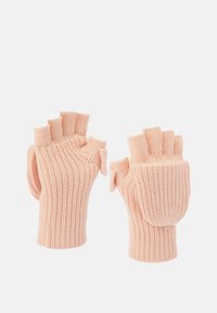 Manoplas convertibles de punto en color melocotón, con guantes sin dedos y una solapa plegable que cubre los dedos, dispuestas sobre un fondo blanco.