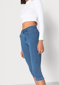 ONLY Farkkushortsit - blue denim