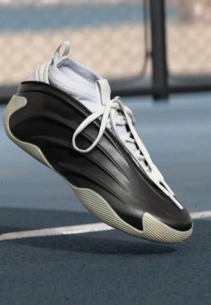 HARDEN VOLUME 9 - Basketball shoes - core black/footwear white/warm vanilla