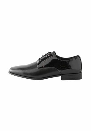 SQUARE TOE DERBY REGULAR FIT - Alkalmi fűzős cipők - black