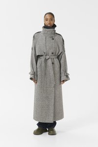 Gestuz AVIC LONG COAT - Trenssi - black/white