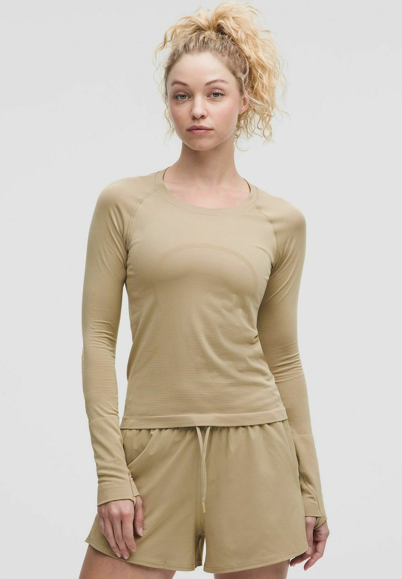 lululemon SWIFTLY TECH LONG SLEEVE RACE 2.0 - Longsleeve - sheer oak sheer oak