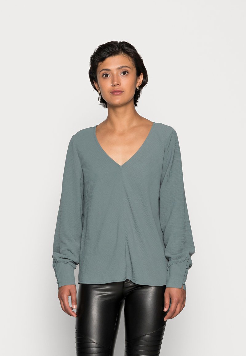 ONLY ONLMETTE UMA - Camisola de manga comprida - balsam green