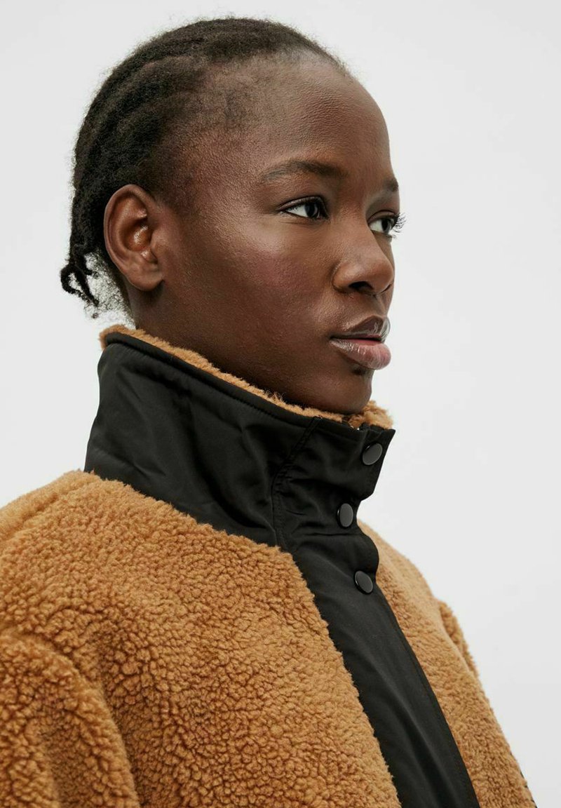 Damen Parkas | Object Wintermantel chipmunk/braun - QG82403 Damen Parkas | Object Wintermantel chipmunk/braun - QG82403