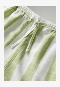 Niet geselecteerd, lime green