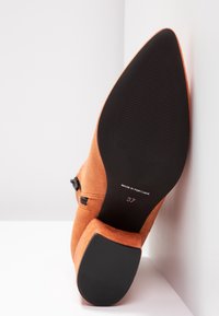 Vero Moda Boots à talons - tan