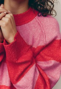 Next CREW NECK TALL - Džemperis - pink red stripe