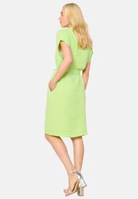 LolaLiza Abito a camicia - bright green