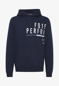 Selezionato, navy blazer