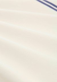 TOM TAILOR DENIM MIT LOGOPRINT - Felpa - gardenia white
