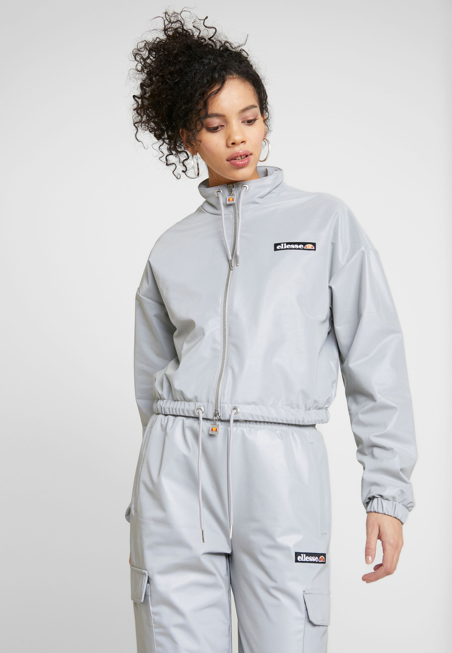 ellesse valkrios reflective jacket