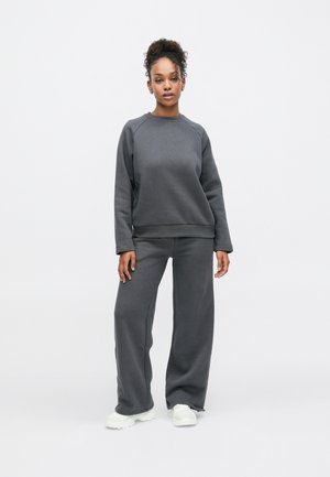 SET - Verryttelyhousut - forged iron