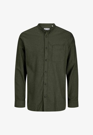 Tume roheline nööpidega särk mandariini kraega, ühe rinna taskuga ja tekstuurse kangaga. Esiosas tumedad nööbid.