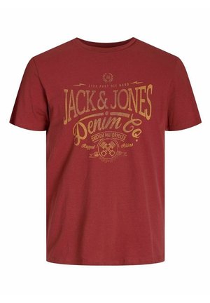 T-shirt en coton rouge avec un imprimé doré affichant le texte « JACK & JONES Denim Co » et des éléments de design liés aux motos.