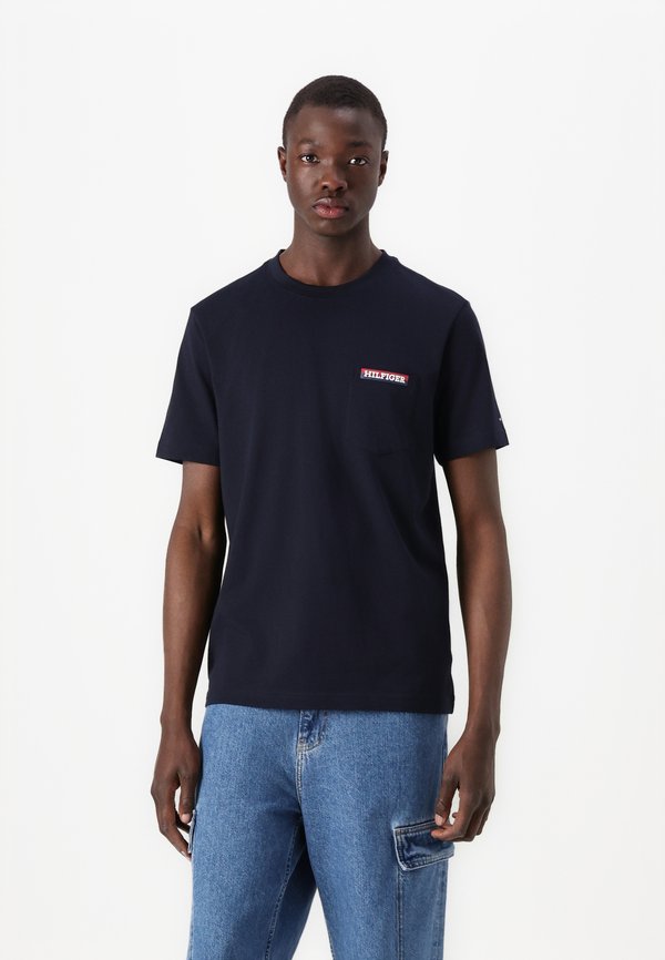 AMERICANA MONOTYPE POCKET TEE - Basic T-shirt - desert sky