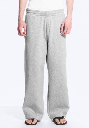 Weekday LOOSE - Pantalon de survêtement - grey melange