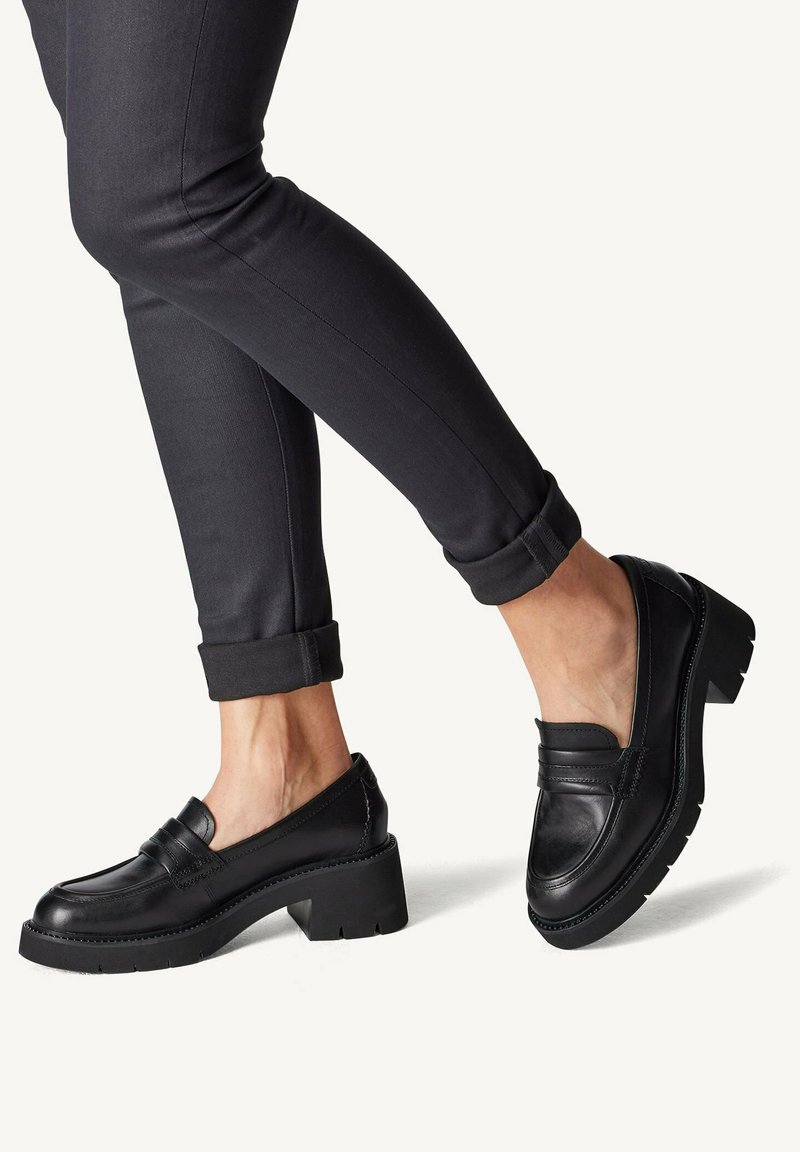 Mocassin Tahari Size main image 0