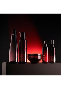 Shu Uemura ASHITA SUPREME | INTENSE REVITALIZATION SERUM - Haarverzorging