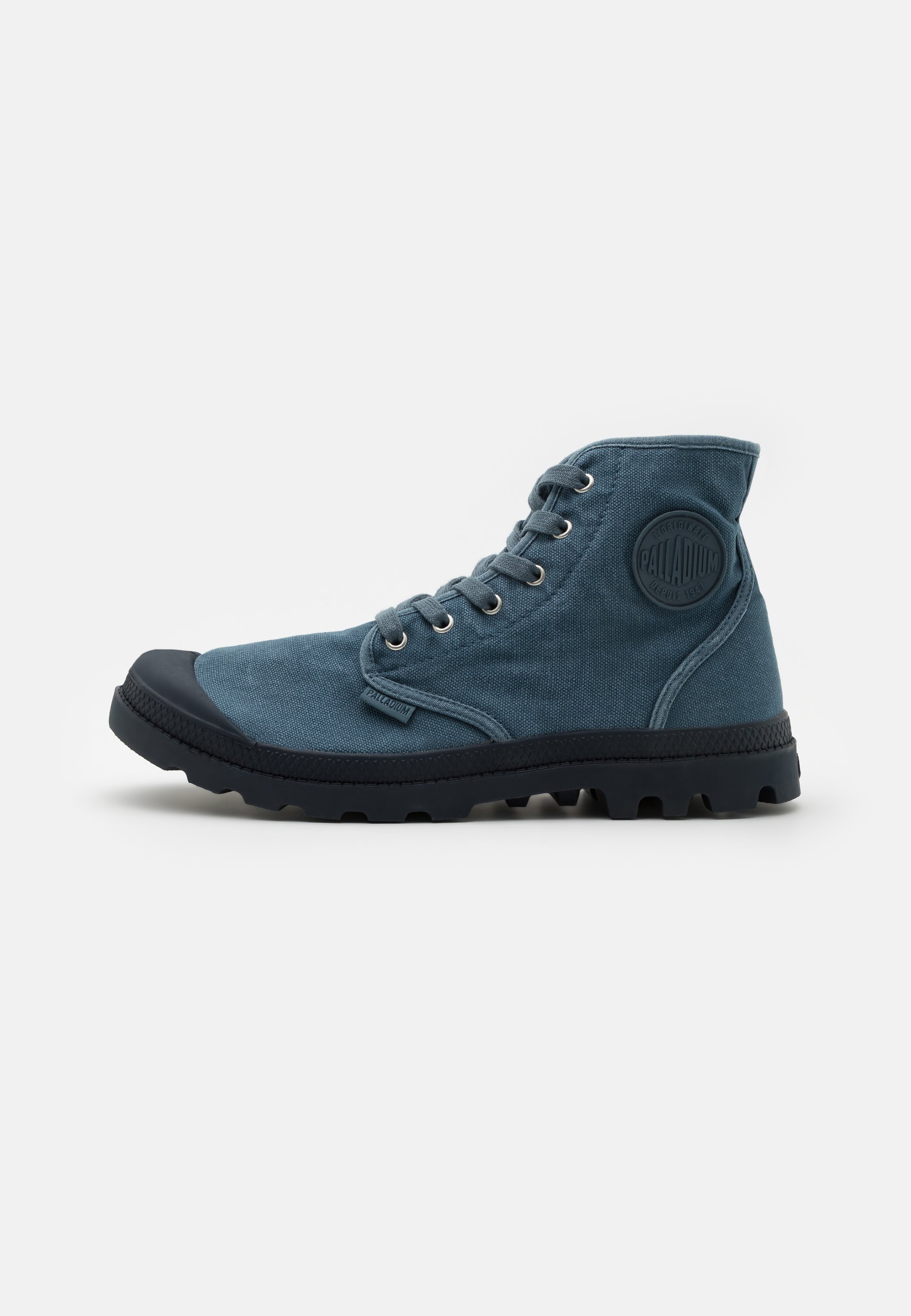 palladium baggy blue