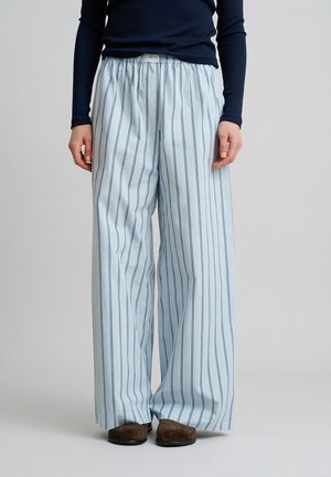 - Spodnie od piżamy