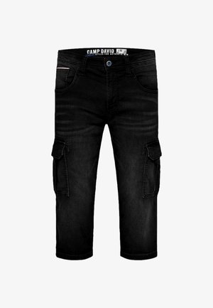 Čierne cargo šortky z denimu, s bočnými vreckami, gombíkovým zapínaním a mierne vyblednutým vzhľadom. Strih po kolená so šitými detailmi.