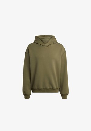 Olivově zelená mikina s kapucí, má přední klokaní kapsu, žebrované manžety a spodní lem, vyrobená z měkké, strukturované tkaniny s uvolněným střihem.