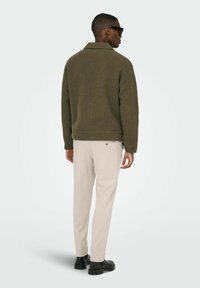 Only & Sons DENZEL - Skraistė  - walnut