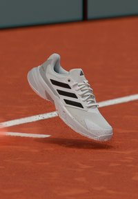 Unausgewählt, ftwr white/core black/grey two