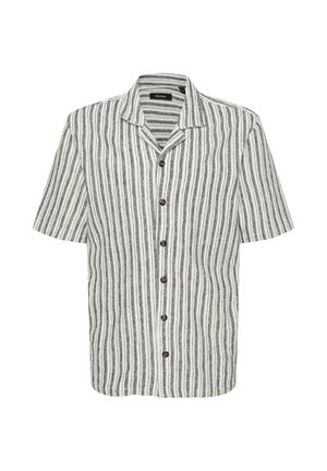 Košulja kratkih rukava u bijeloj boji s crnim vertikalnim prugama, s kopčanjem sprijeda, ovratnikom i smešnim dugmadima. Tkanina izgleda teksturirano.