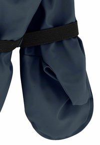 Mornarske vodootporne rukavice s teksturiranom površinom, s crnim elastičnim pojasom za sigurno prianjanje. Tkanina izgleda glatko i izdržljivo.