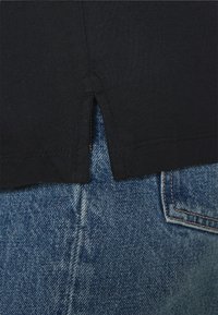 Esprit BOXY  - Camisola de manga comprida - black
