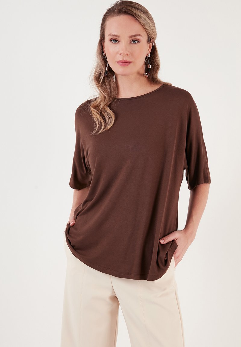 LELA LOOSE FIT - Paprasti marškinėliai - brown