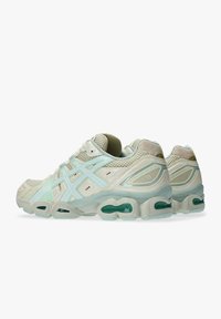 ASICS GEL NIMBUS 9 - Scarpe da allenamento - light blue