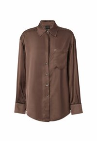 Smeđa satenasta košulja dugih rukava s raširenim ovratnikom, prednjim džepom, kopčanjem na dugmiće i zaobljenim rubom te rukavima s manžetama.