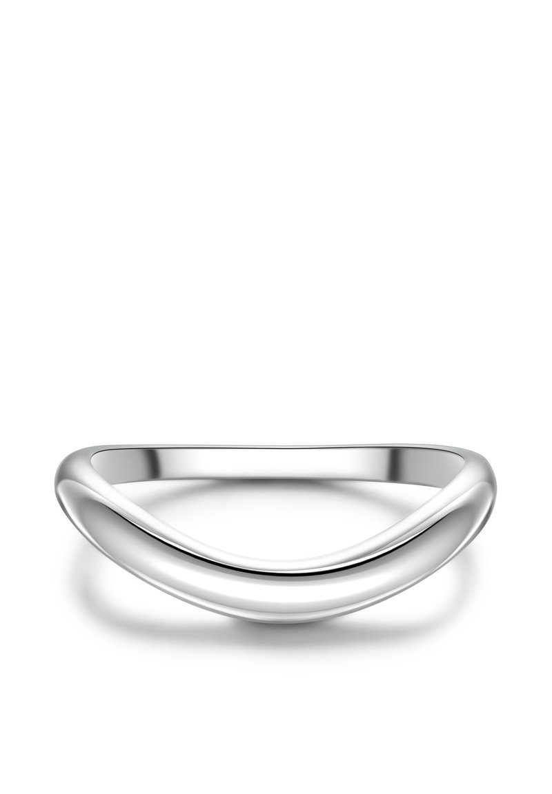 Ezüst szalaggyűrű sima, ívelt kialakítással, fényes felülettel és minimalista formával. Nincs rajta további díszítés vagy minta.