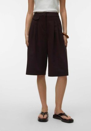 Vero Moda BERMUDA SHORTS VMELINA SHORTS - Šortky - chocolate torte