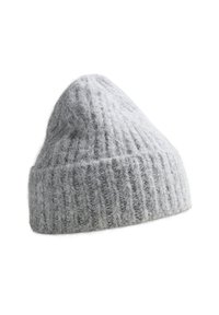 Gray knitted beanie hat made from soft wool, featuring a ribbed texture and a slightly pointed top.