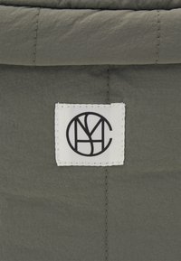 MSCH Copenhagen SASJA ICON BUMBAG - Heuptas - mulled basil