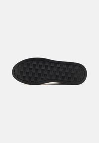 Calvin Klein Jeans BOLD LACE MIX - Sneakers basse - bright white/black