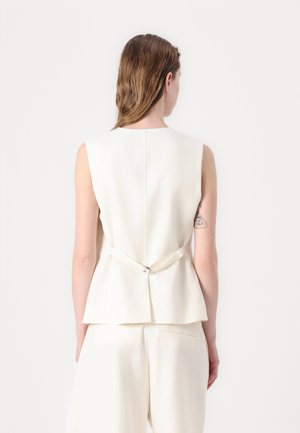 Vesta - white